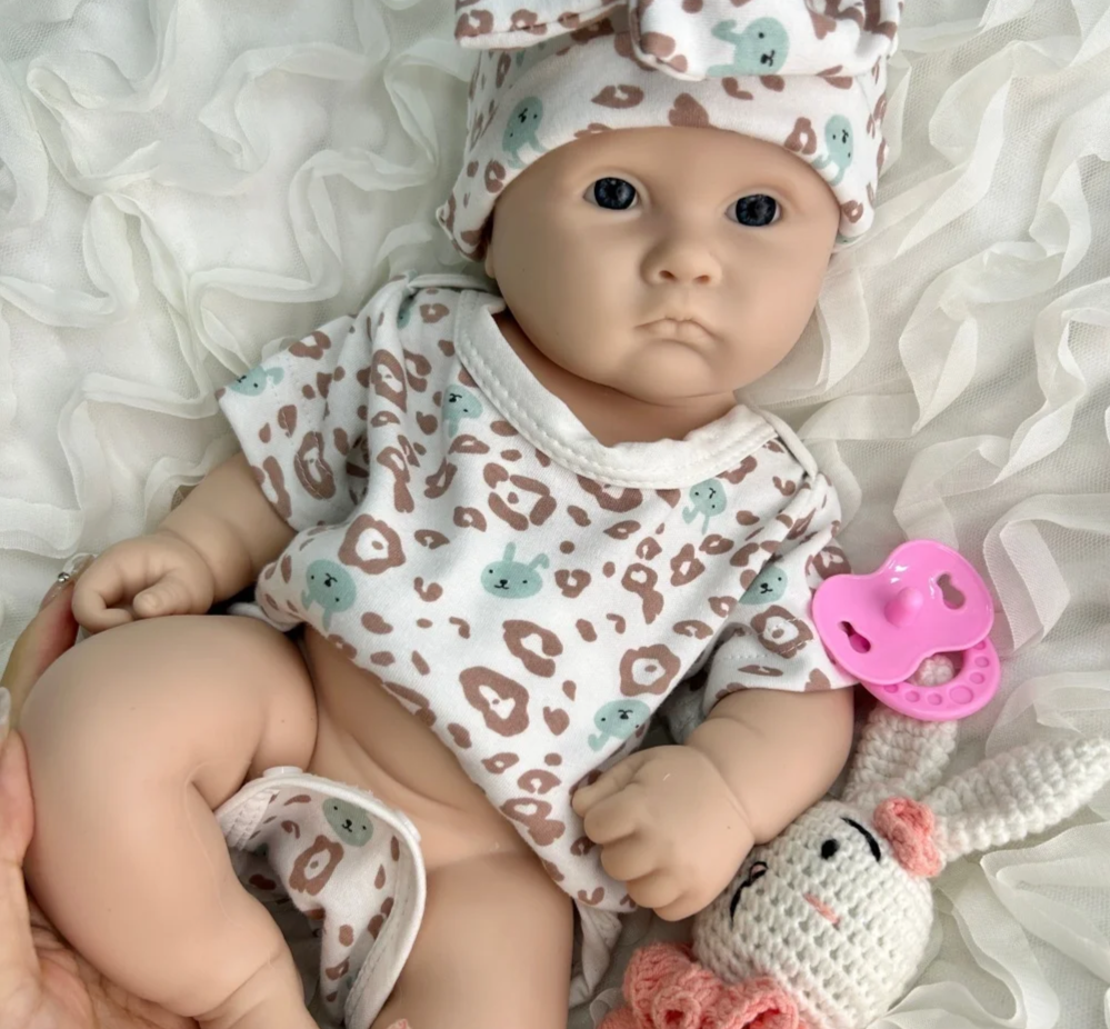 45cm Unpainted Reborn Baby Doll Silicone Chubby Girl