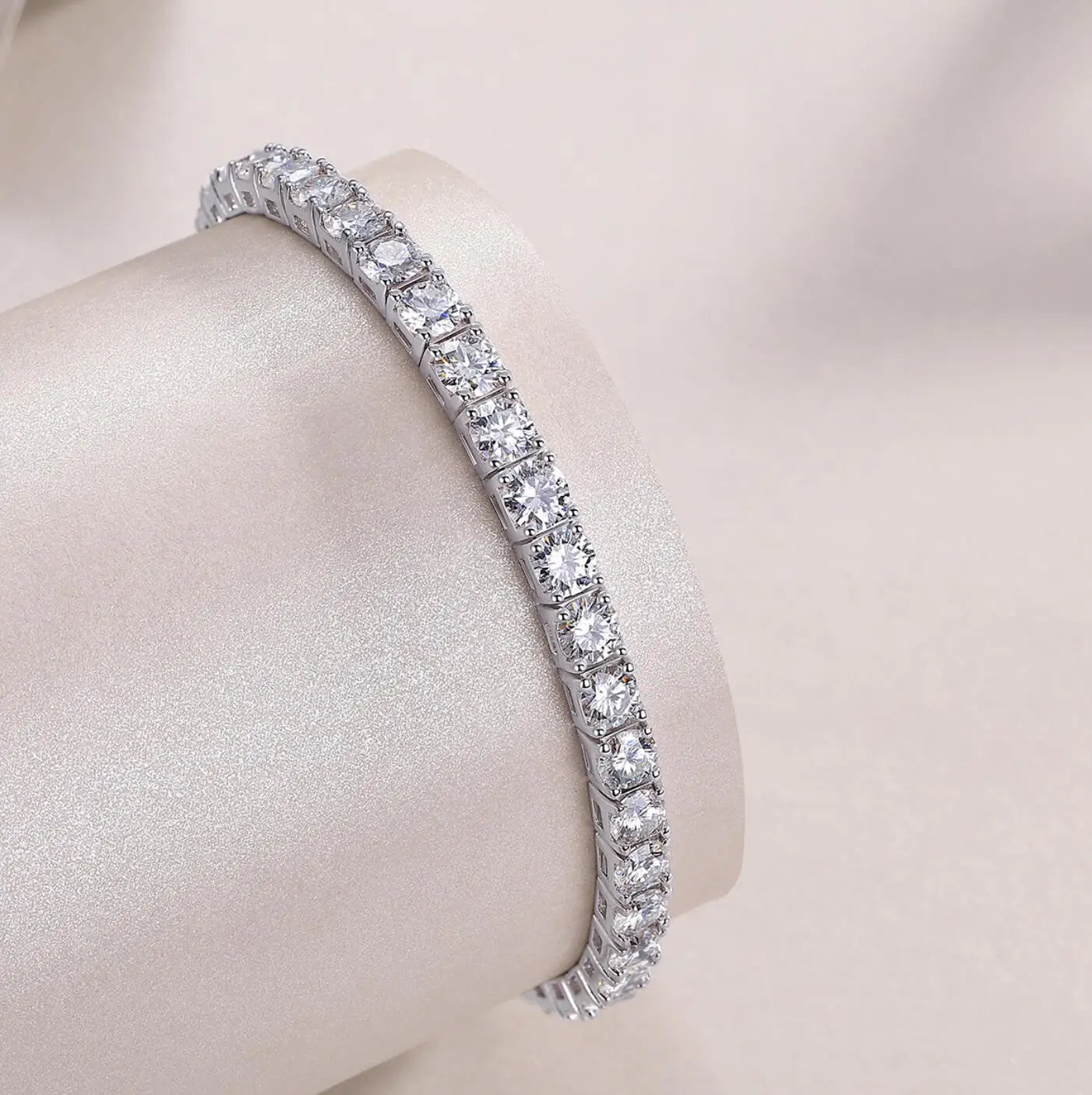 Lab-Grown Diamond Bracelet 7.5inch