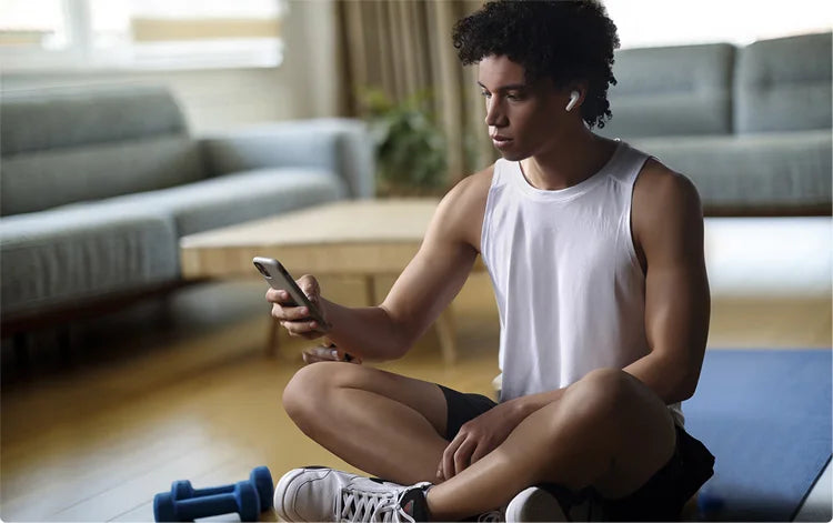Offline Language Translator Earbuds with Real-Time Voice Translation