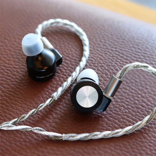T10 PRO Black Wired Earbuds 14.2mm Driver 2pin Connector