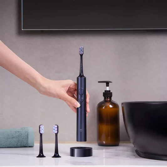 XIAOMI T700 Ultrasonic Electric Toothbrush with 2 Brush Attachments