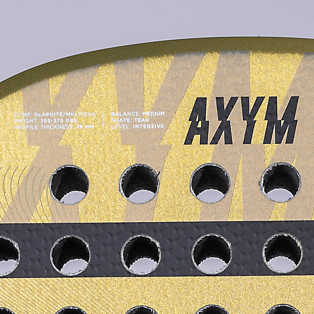 Lightweight Carbon Fibre Padel Racquet for Powerful Control Play