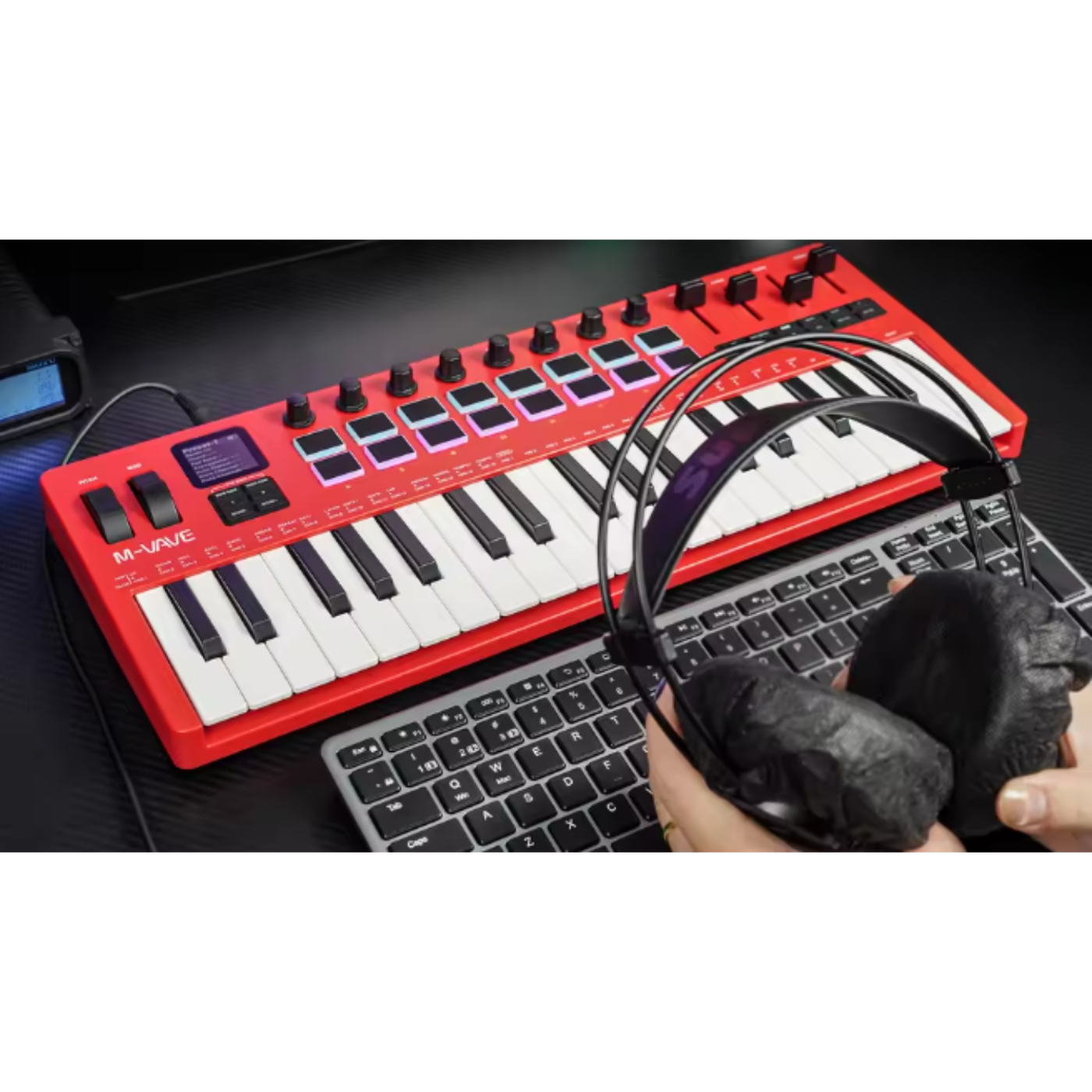 Portable 37-Key Wireless Synth Workstation with 16 Drum Pads