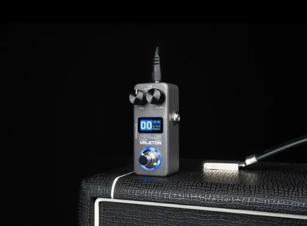 Compact Guitar Effects Pedal Board with NAM & IR Loading