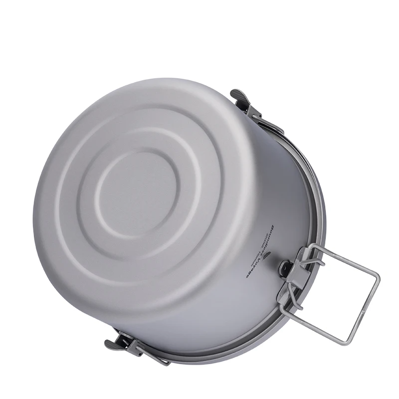 3.2L Multifunctional Porous Titanium Cooker for Outdoor Adventures
