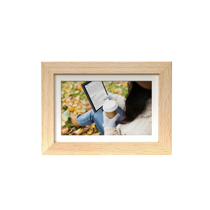 Portable 7.3 inch Rechargeable WiFi Digital Picture Frame