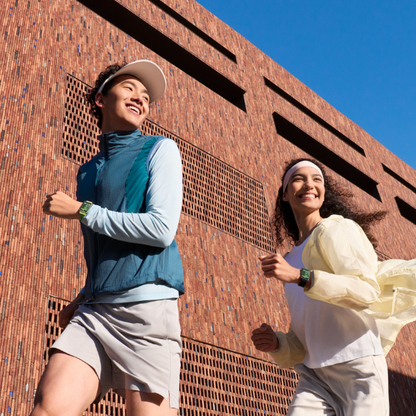 Smart Fitness Tracker with Independent GNSS 14-Day Battery