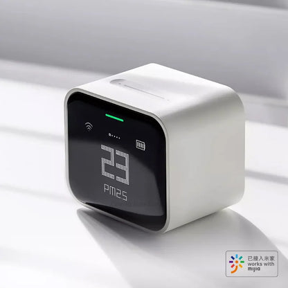 Portable PM2.5 Air Detector with Retina IPS Display