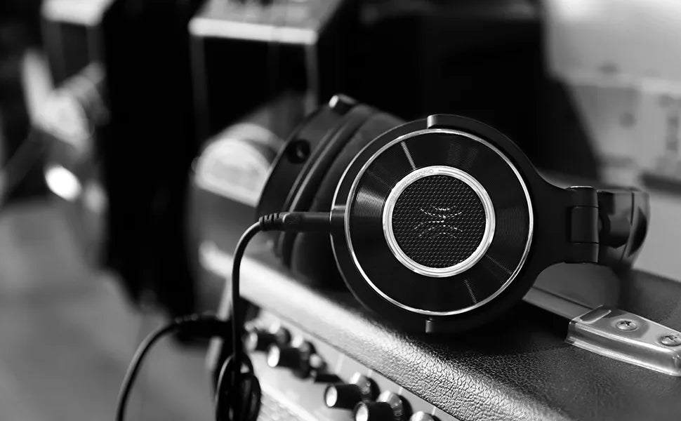 Professional Wired Over-Ear Studio Headphones with Mic