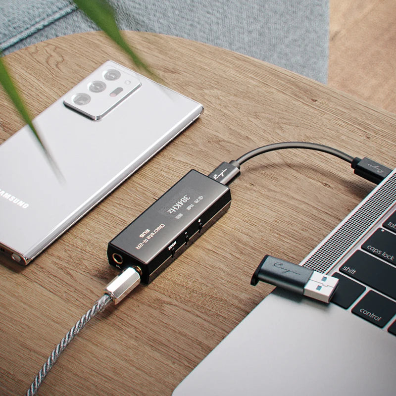 Portable USB DAC Headphone Amplifier with 3.5mm 4.4mm Output