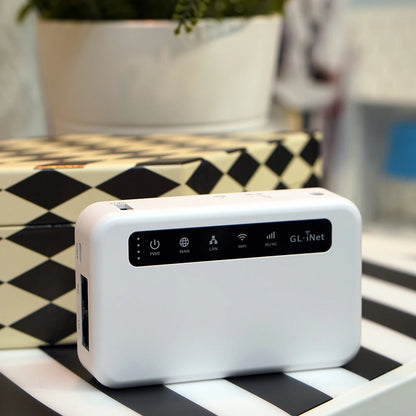 Portable 4G LTE VPN Router with 5000mAh Battery