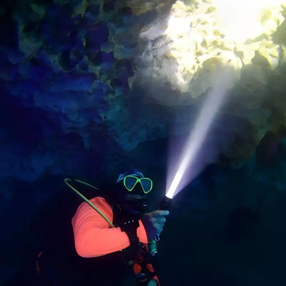 Rechargeable Diving Torch 1500 Lumens 6500K Cold White