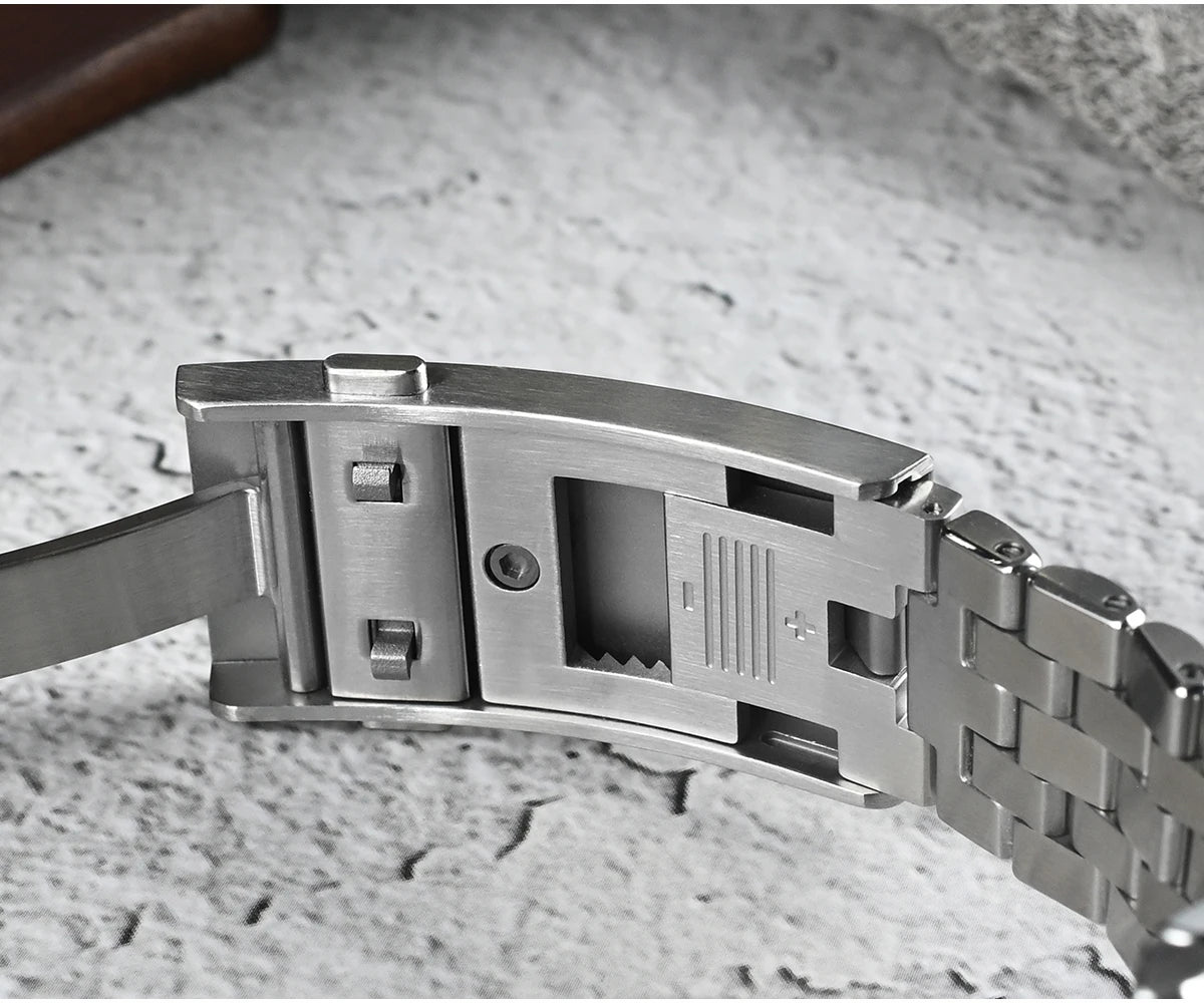 40mm Blue Vortex Automatic Diver Watch