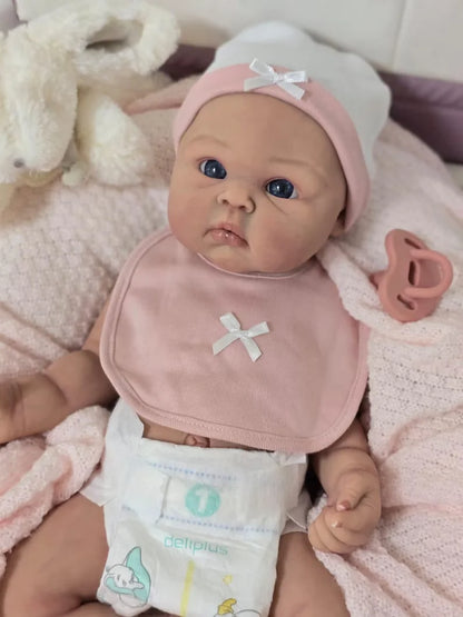 45cm Lifelike Silicone Reborn Baby Doll Girl