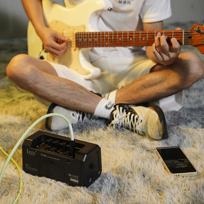 Portable 10W Black Guitar Amp with Rechargeable Battery
