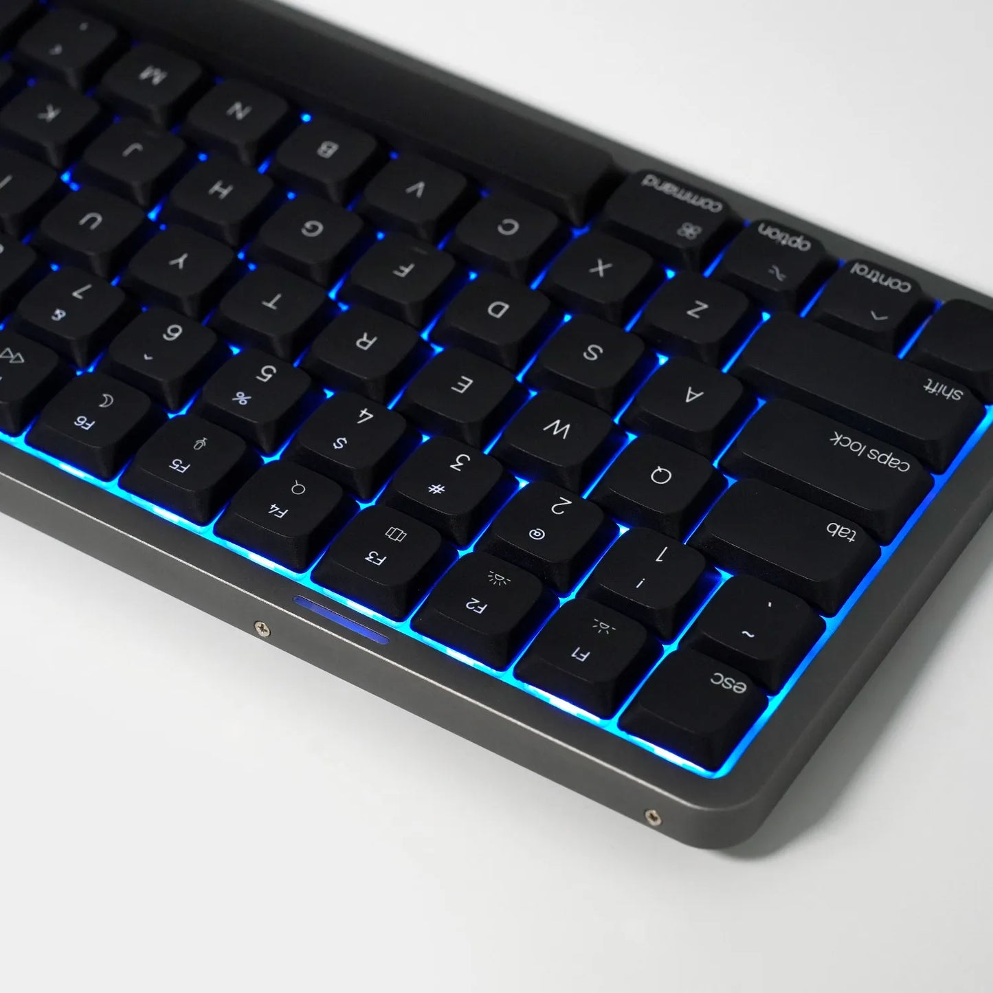 Low Profile 84-Key Keyboard Tri Mode Gasket Aluminum