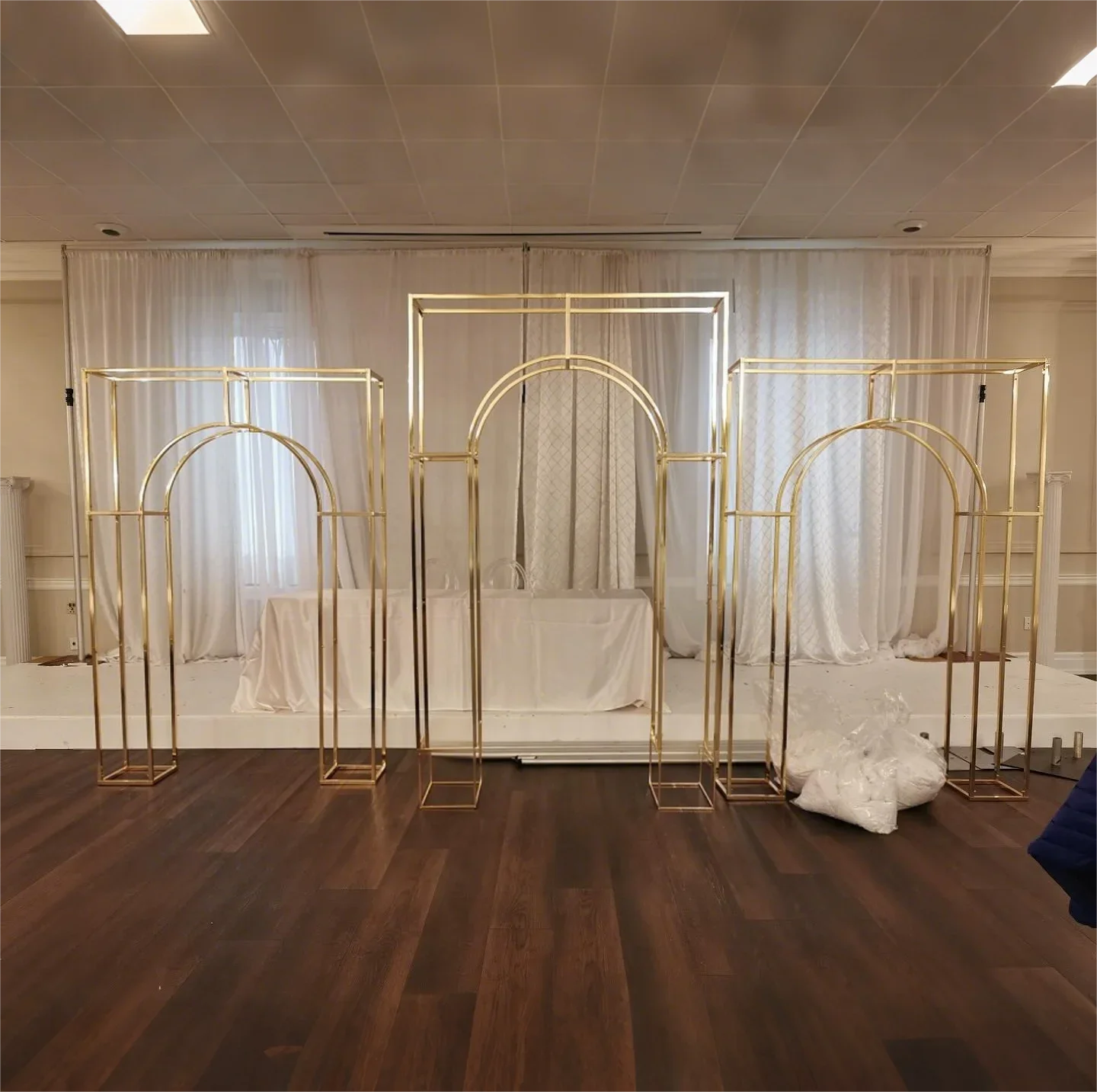 Shiny Gold Wedding Arch Frame 260x180cm