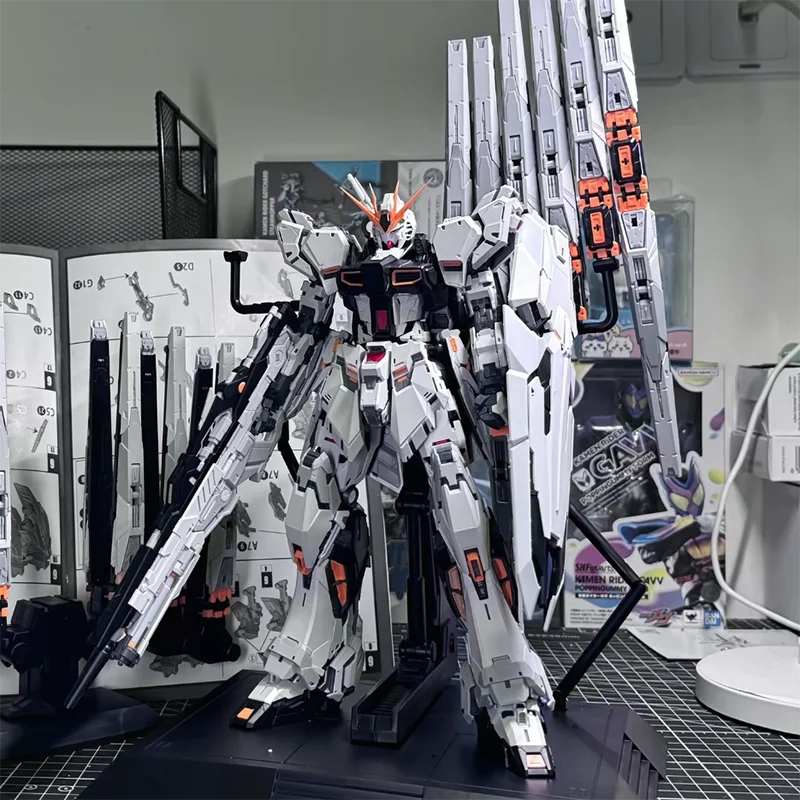 MG 1/100 Robot Plastic Model Kit for Collectors