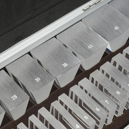 Ophthalmic Loose Prism Set for Optometry with Aluminium Case