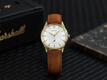 38.5mm Mechanical Watch Gold Case Silver Face
