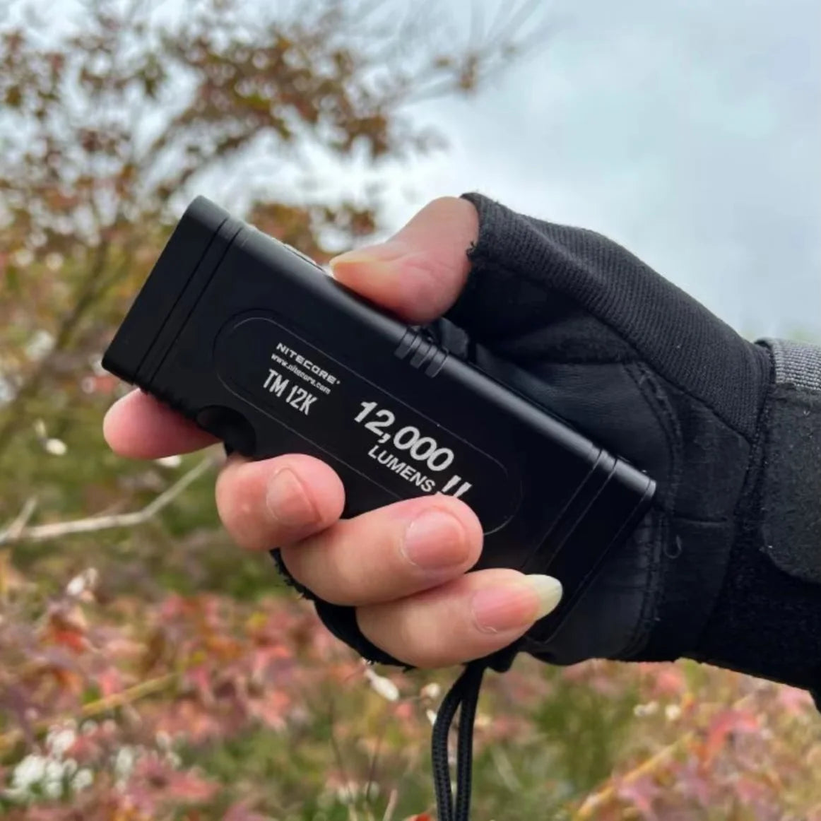 Ultra Bright Rechargeable Tactical Torch With Six LEDs