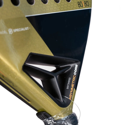 Lightweight Carbon Fibre Padel Racquet for Powerful Control Play