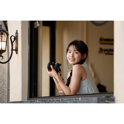 Lightweight 35mm F1.7 AF Lens for Fuji APS-C Mirrorless Cameras