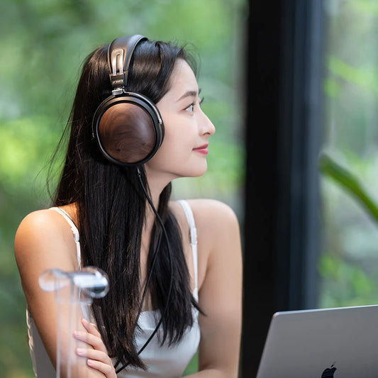 Studio Over Ear Headphones High Resolution Audio