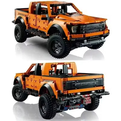 1:10 Scale Off-Road Pickup Truck Building Blocks Set