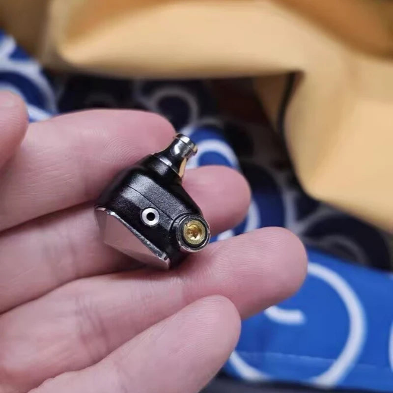 Hybrid 4 Driver In-Ear Earphones 3.5mm HiFi Sound
