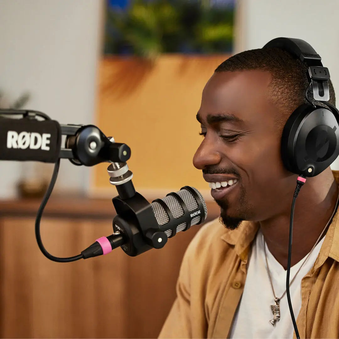 Professional PodMic Dynamic Mic for Live Streaming