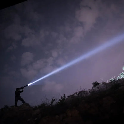 Powerful LED Hunting Torch 2300 Lumen with Rechargeable Battery