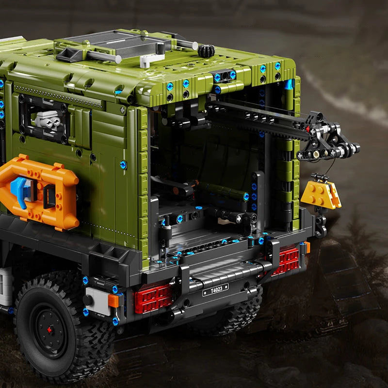Remote Control Off-Road Rescue Truck 3850PCS Building Kit
