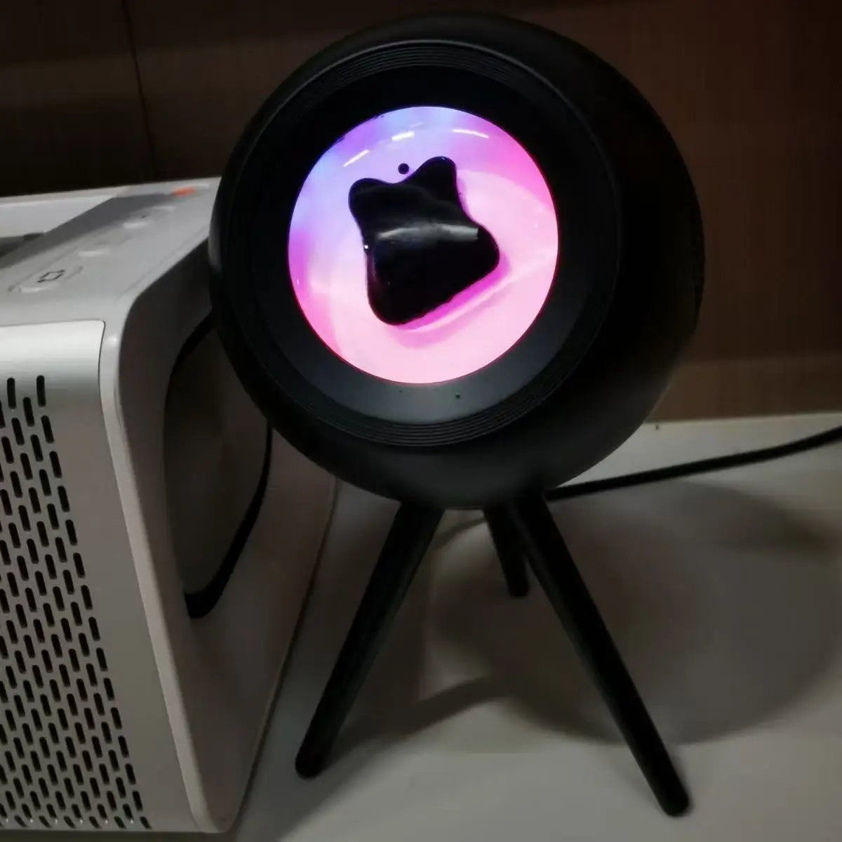 2025 Portable Magnetic Fluid Stress Reliever with Bluetooth Audio