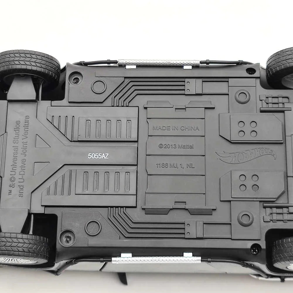 1:18 Diecast Back to the Future Time Machine Model