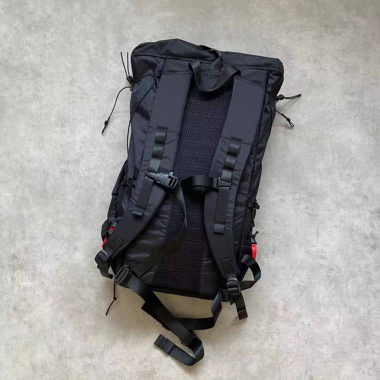 Waterproof Hiking Backpack Tear-Resistant Outdoor Climbing Bag