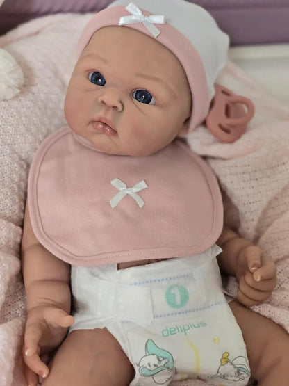 45cm Lifelike Silicone Reborn Baby Doll Girl
