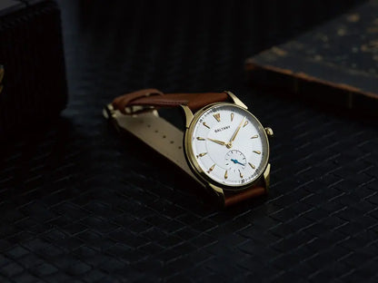38.5mm Mechanical Watch Gold Case Silver Face