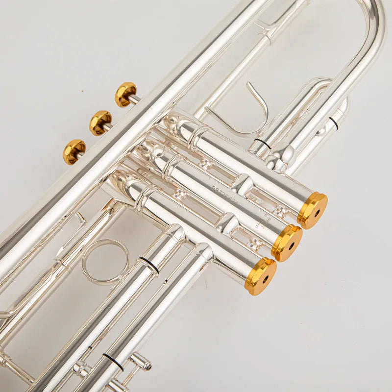 Silver Bb Brass Trumpet 8335 with Protective Leather Case