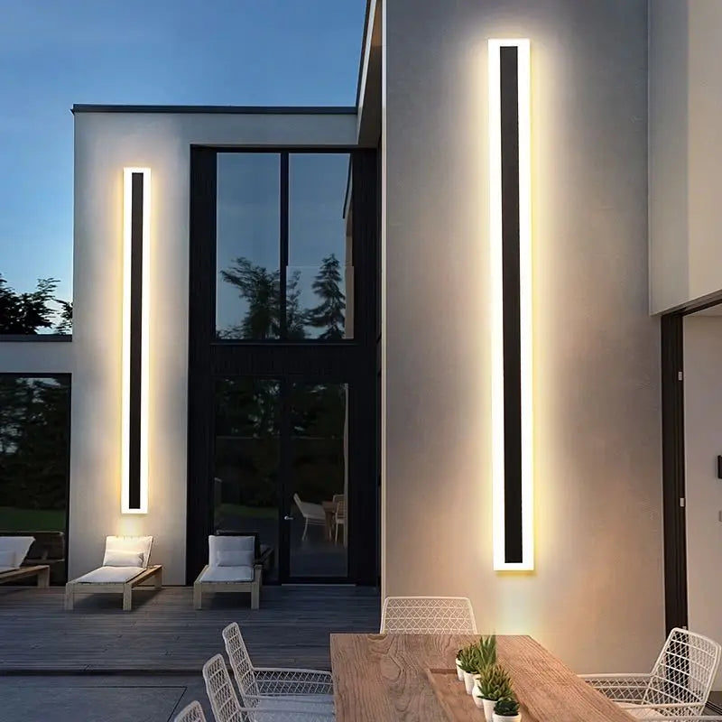 Compact 24W LED Wall Sconce with Adjustable Brightness Remote