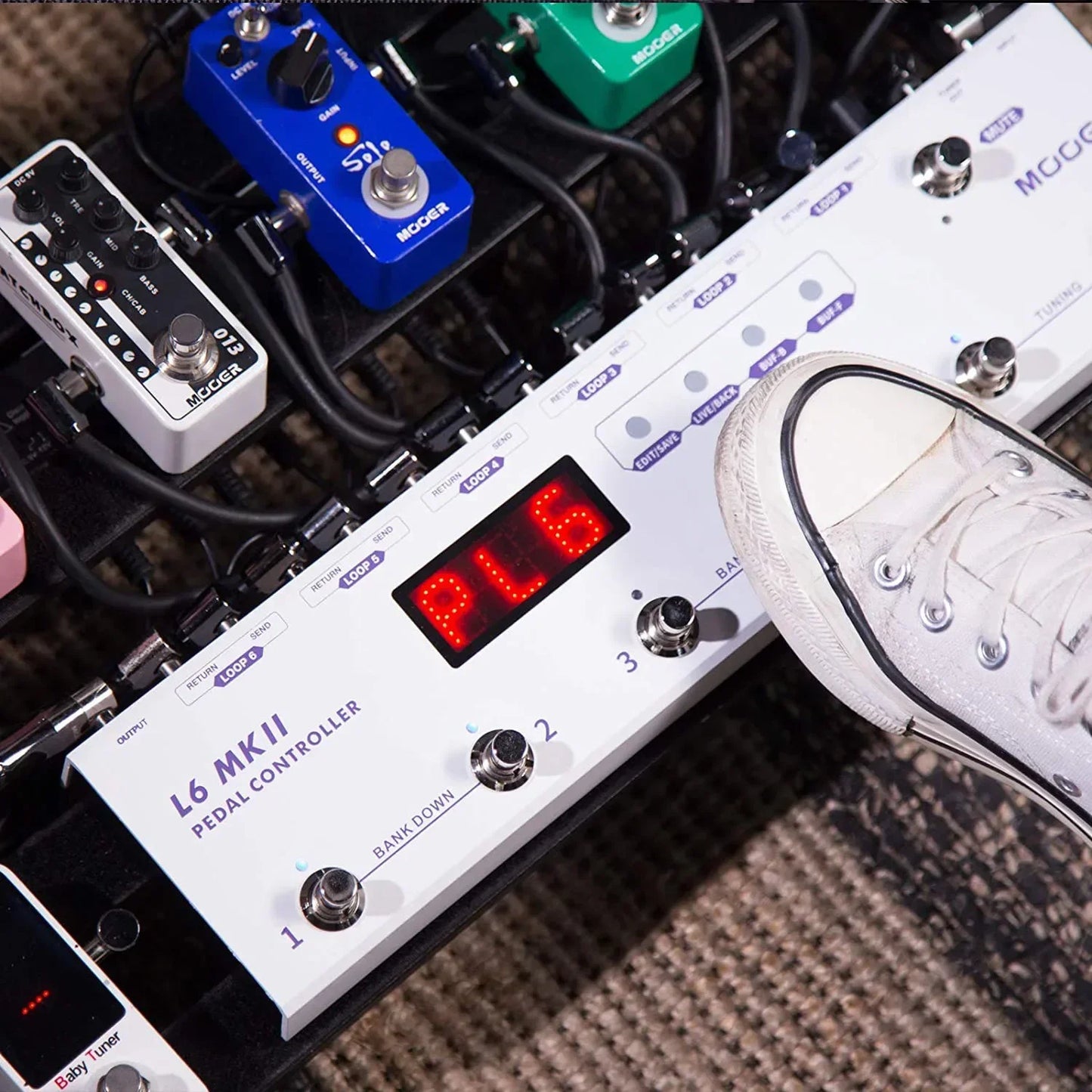 Programmable Guitar Pedal Controller with 6 Loops