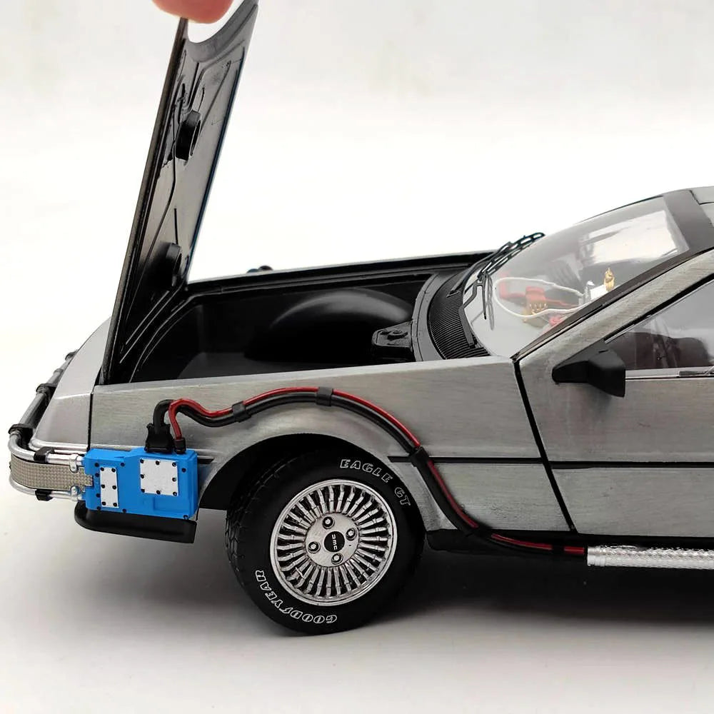 1:18 Diecast Back to the Future Time Machine Model