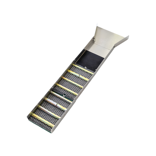 Compact Gold Sluice Box with Foldable Design for Prospecting