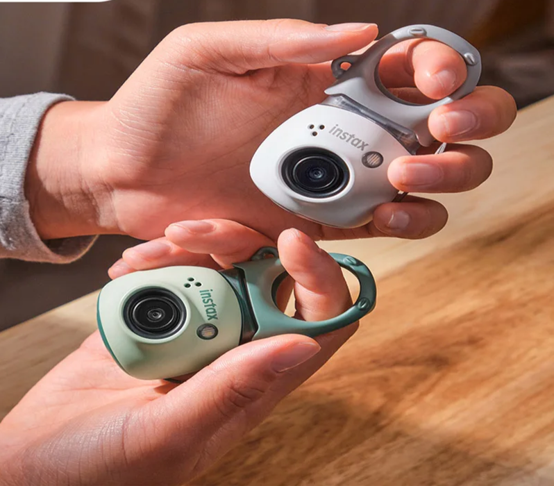 Compact Digital Pocket Camera Fun Travel Snowball White